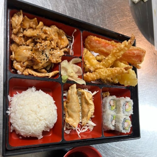 Pad Thai, Shrimp and Vegetable Tempura.
