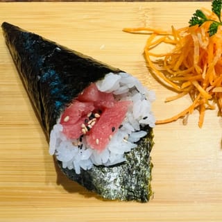 Tuna Hand Roll / Temaki