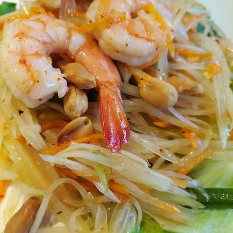 Discover Our Papaya Salad