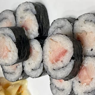 Yellowtail Roll